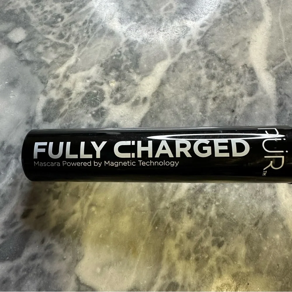 New Pur‎ Fully Charged Mascara Black